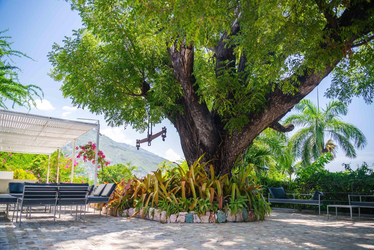 Hotel Montana Petionville Bagian luar foto